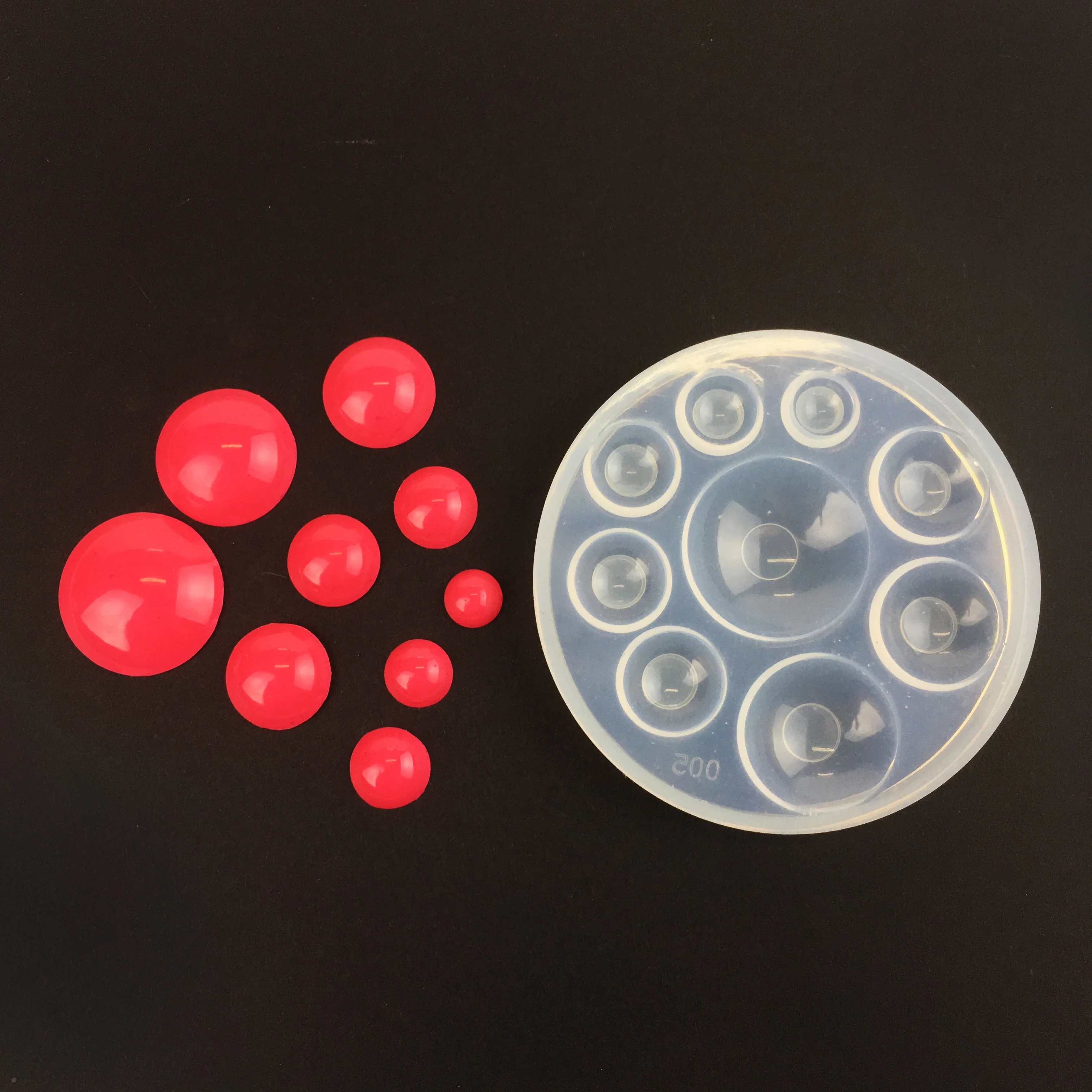Silicone Gem Moulds - Small & Medium domes (30mm-10mm) - Image 2