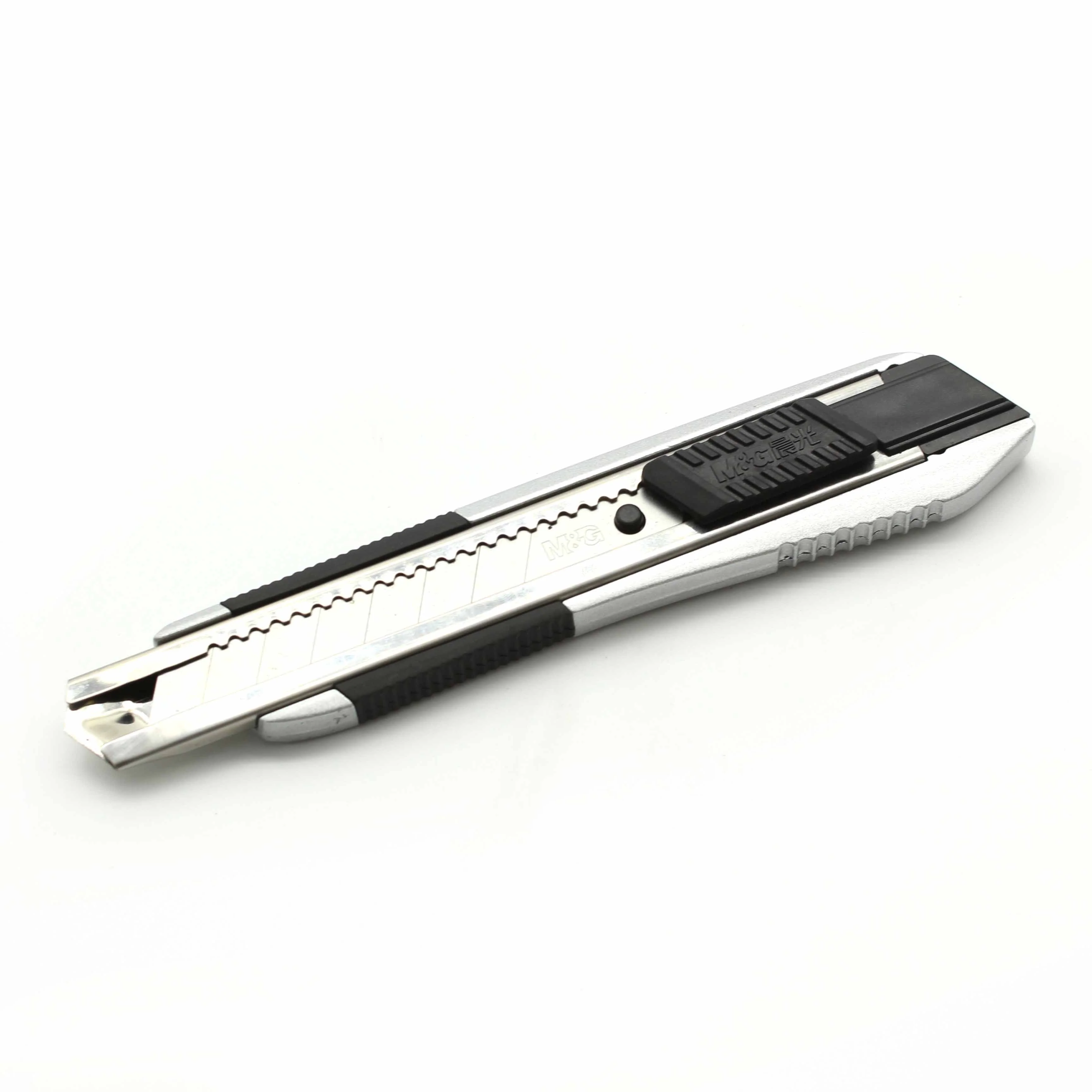 Metal Body Snap Knife - Image 3