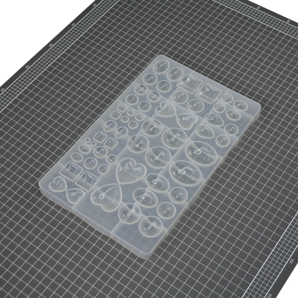 Silicone Gem Moulds - Assorted Small & Medium - Smooth Hearts, Ovals and Squares (6mm - 40mm)